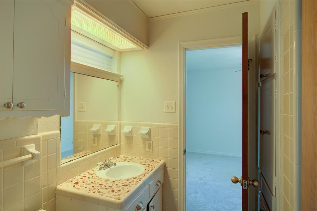 Lochwood Meadows - Residential Lease