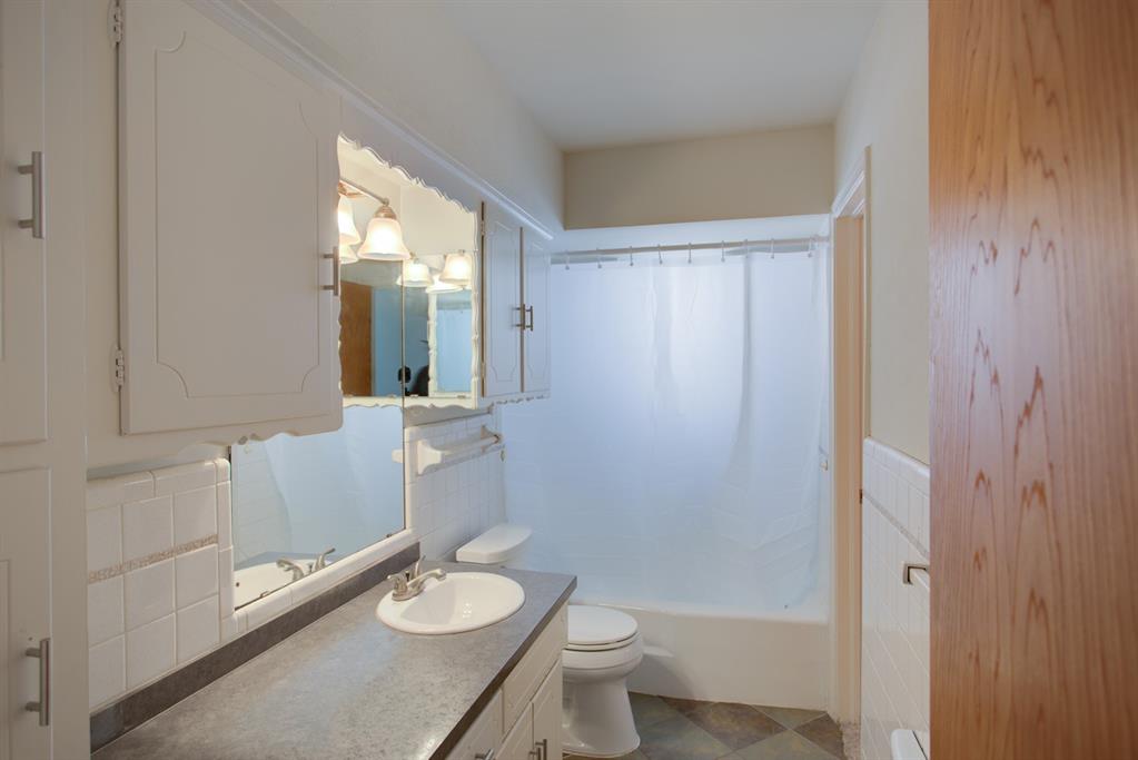 Lochwood Meadows - Residential Lease