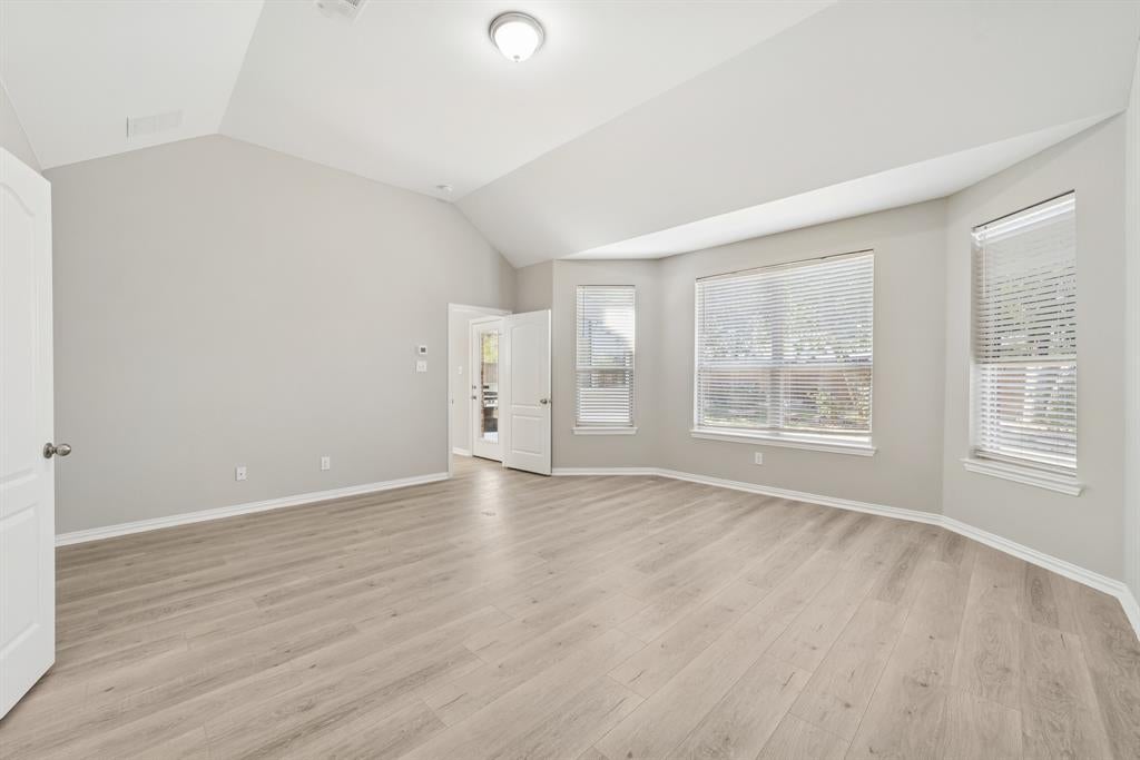 1805 Longwood Lane