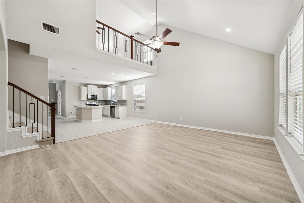 1805 Longwood Lane