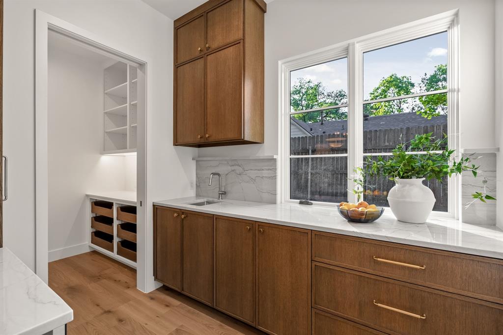 Casa Linda Estates - Residential