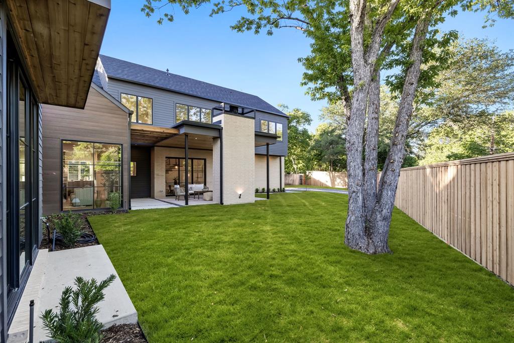 Casa Linda Estates - Residential