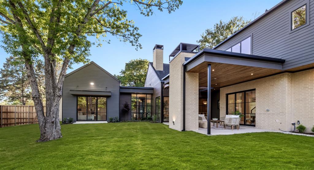 Casa Linda Estates - Residential