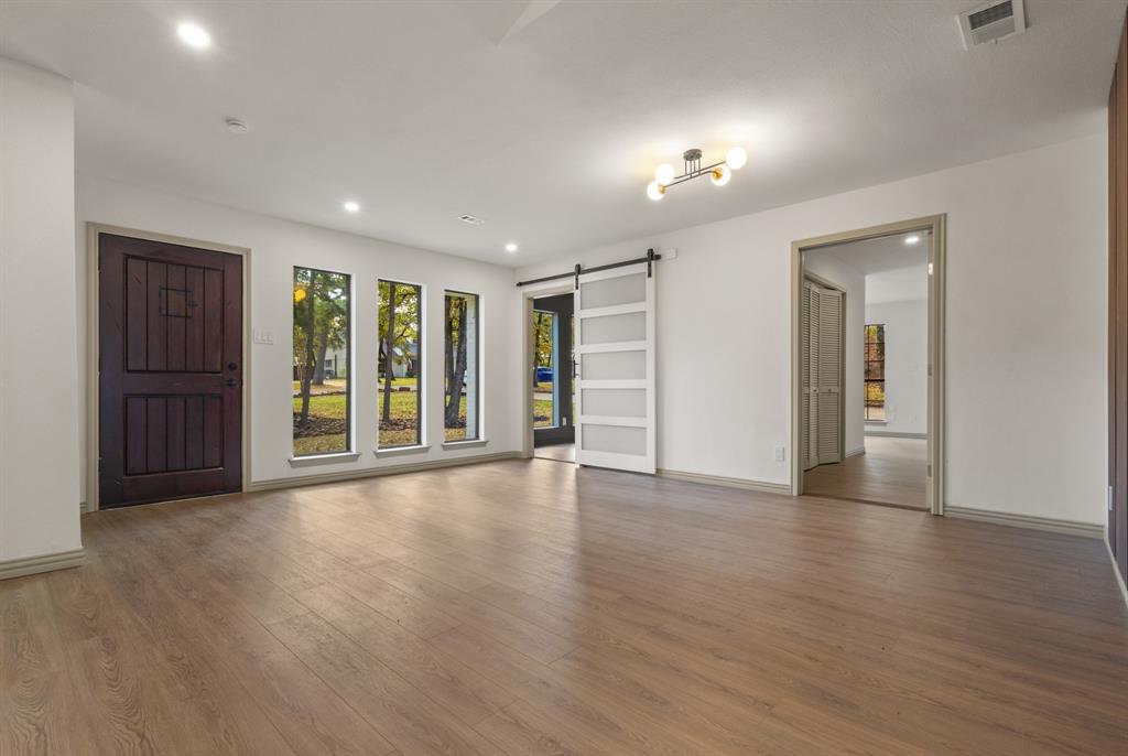 504 Chisolm Court