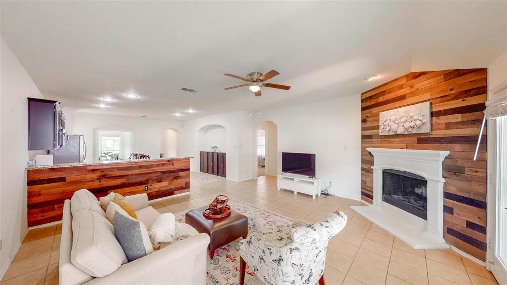 Eagle Village At Providence Ph - Residential