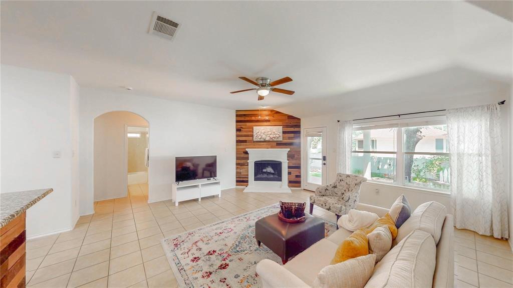 Eagle Village At Providence Ph - Residential