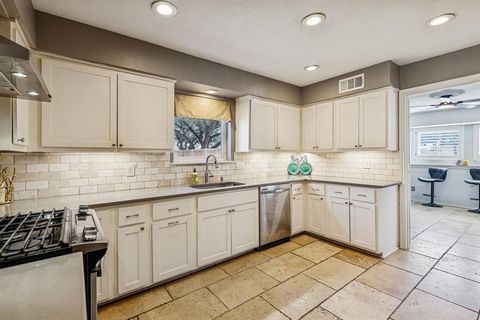 Tiny photo for 7619 Spring Valley Road, Dallas, TX 75254 (MLS # 21191581)
