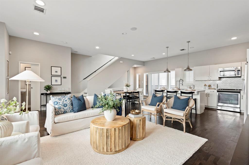 Larkspur Fitzhugh Add - Residential