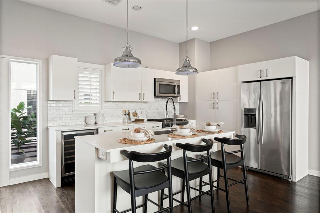 Larkspur Fitzhugh Add - Residential