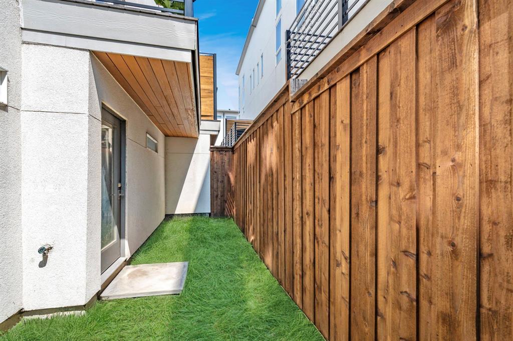 Larkspur Fitzhugh Add - Residential