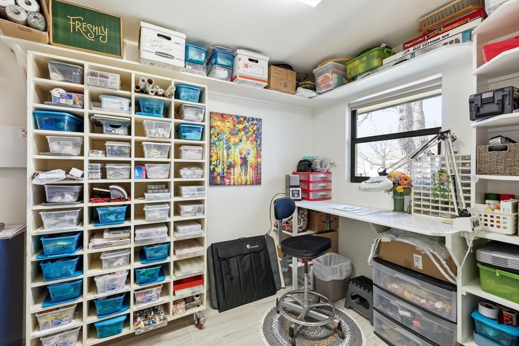 Western 02 - Residential