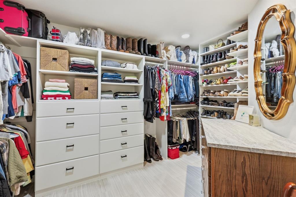 Western 02 - Residential