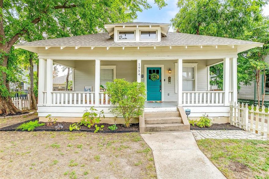 Located in Fort Worth's coveted Fairmount Historic District, this charming craftsman offers a rare 3 bedroom 2 full bath ideal floorplan. Home is wonderfully refreshed with upgraded fixtures and invites you in to highlight stylish updates that set it apart, all while maintaining its historic charm. Granite countertops, SS appliances, gas cooktop, and trendy painted cabinets are only a few of the desirable features you'll find in the kitchen. Spacious living & dining with stunning hardwood floors, fireplace, and original hardware. The large primary bedroom offers ensuite updated bathroom and walk-in closet. Great curb with white picket fence, nestled on a beautifully treed lot that showcases a classic front porch, the perfect sanctuary after a long day or for entertaining friends & neighbors. Other notable features include permitted cottage shed, tankless water heater, and new PEX plumbing. Don't miss this opportunity to live steps away from iconic Magnolia Ave!