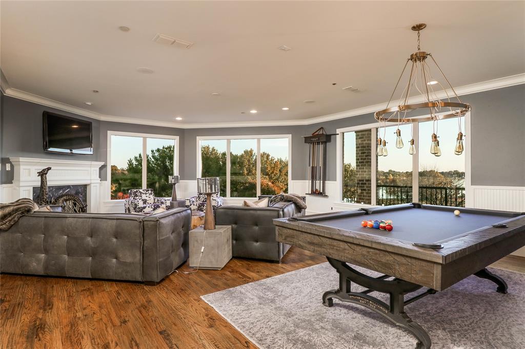 Crystal Shores - Residential