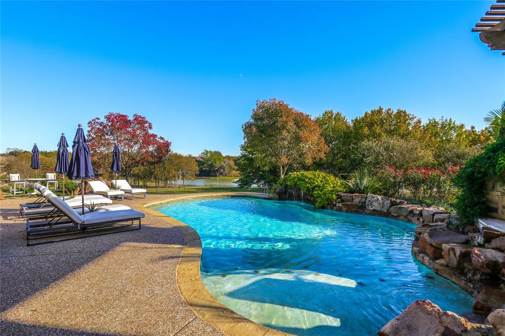 Crystal Shores - Residential