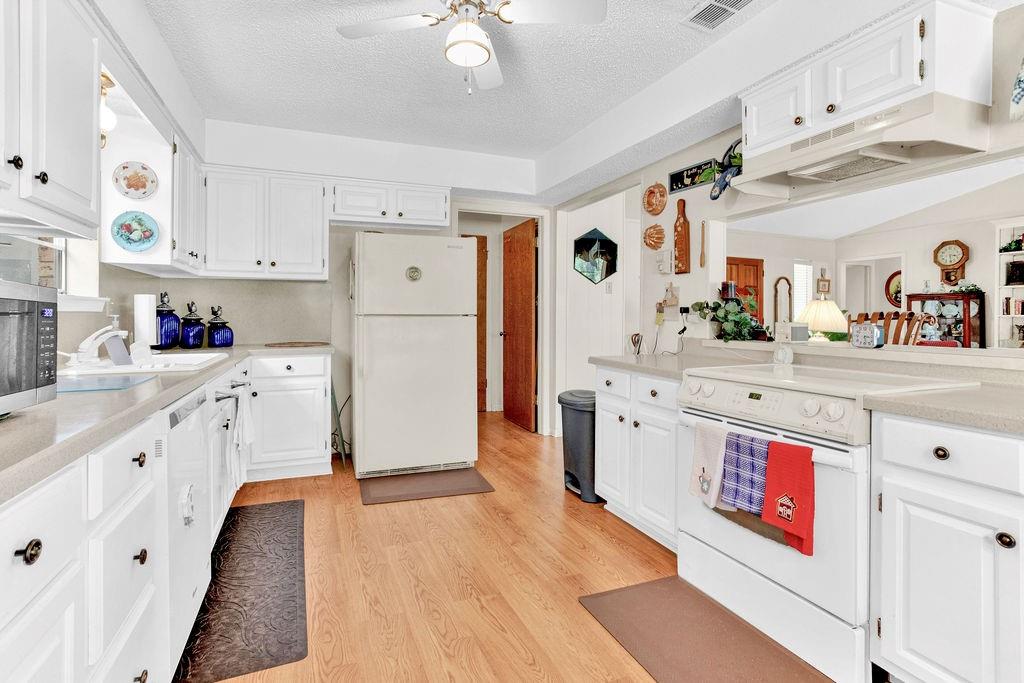 Hide A Way Lake - Residential