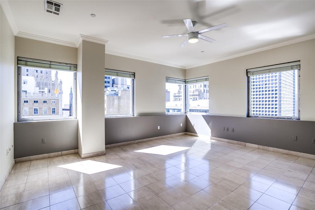 Elm Street Condo 1505 - Residential