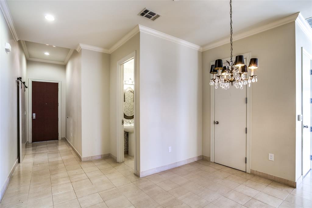 Elm Street Condo 1505 - Residential