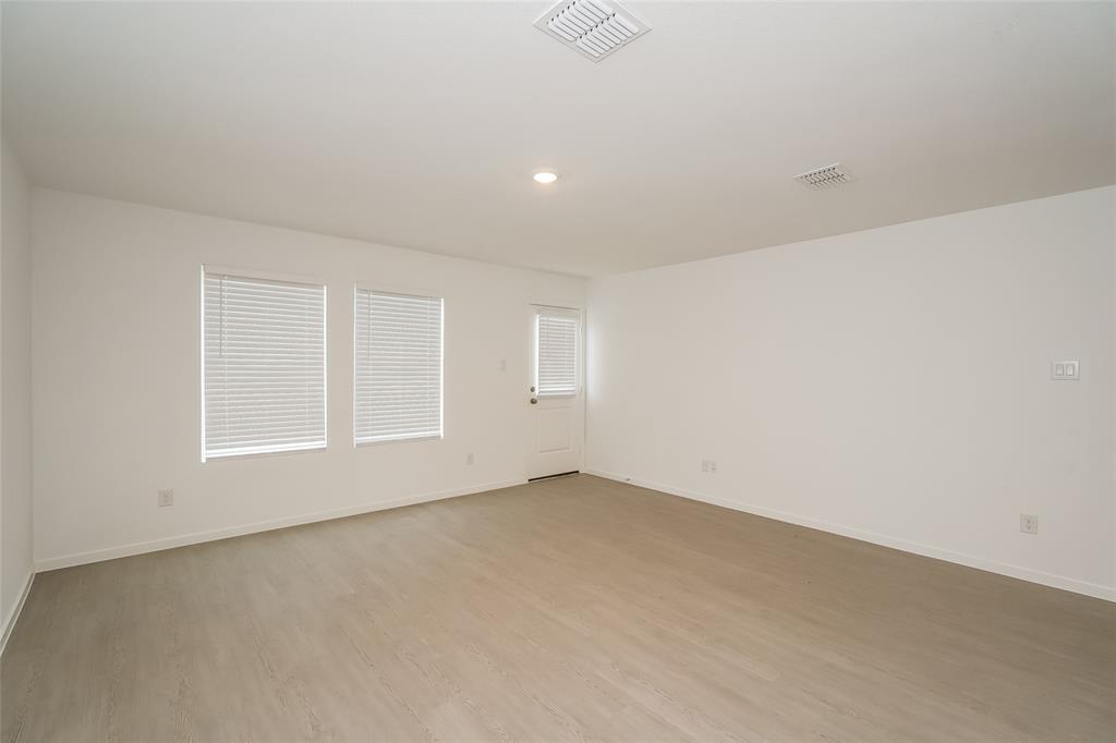 The Parks of Deer Creek - Residential Lease