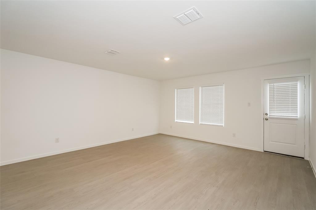 The Parks of Deer Creek - Residential Lease