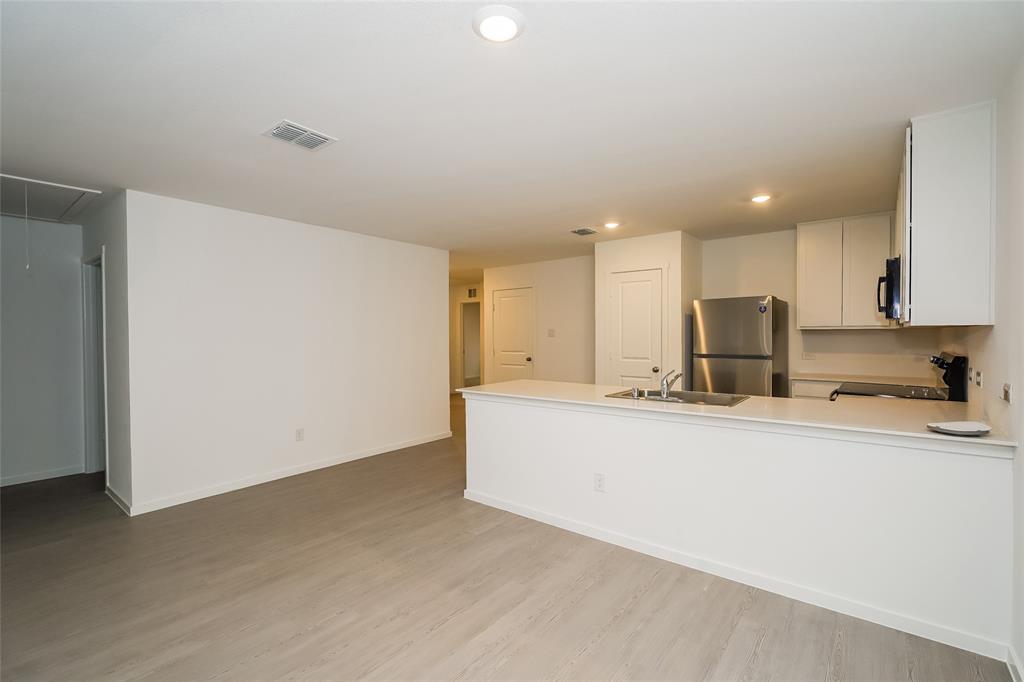 The Parks of Deer Creek - Residential Lease