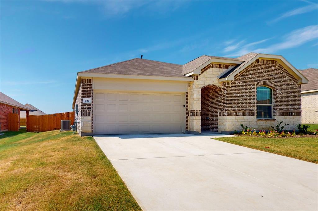 Sendera Ranch - Residential Lease