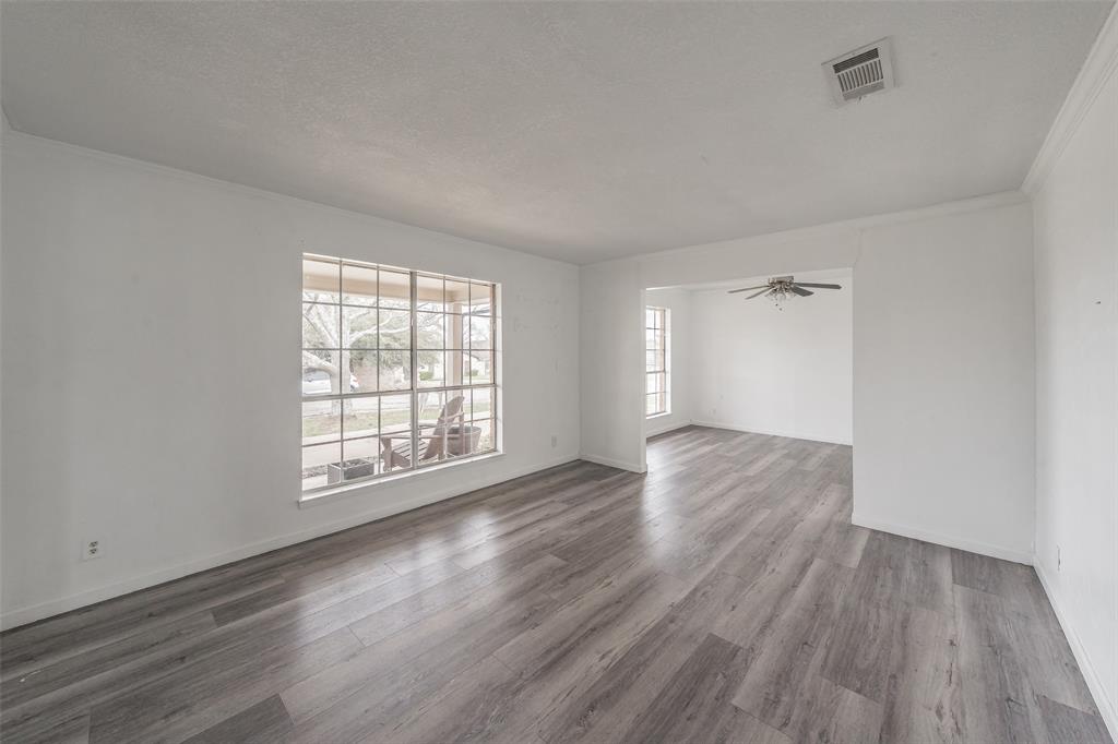 306 Country Club Drive