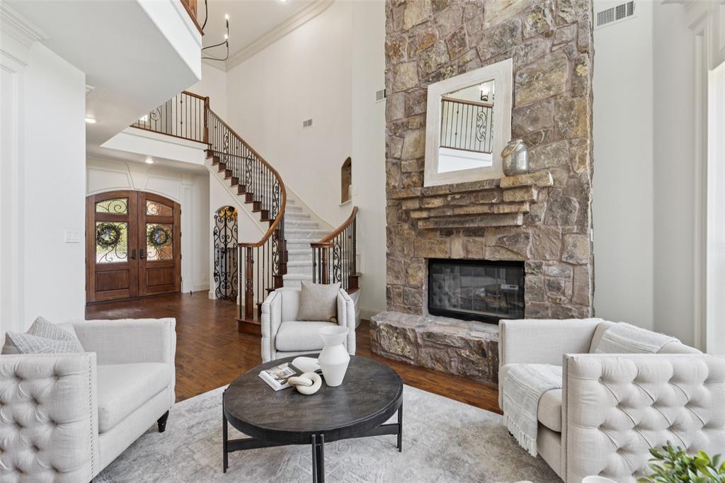 2405 Fernwood Drive