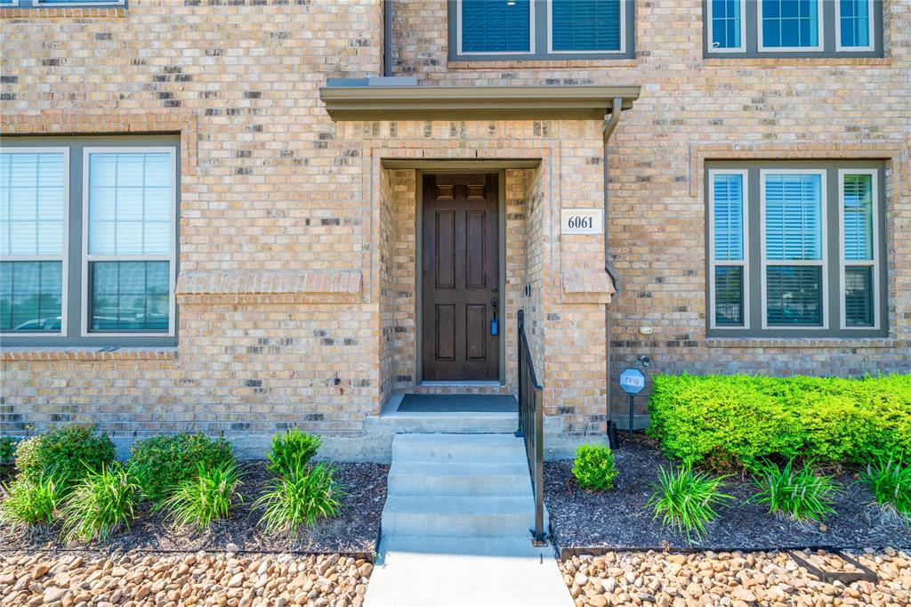 Photo 3 of 26 of 6061 Roper Road townhome