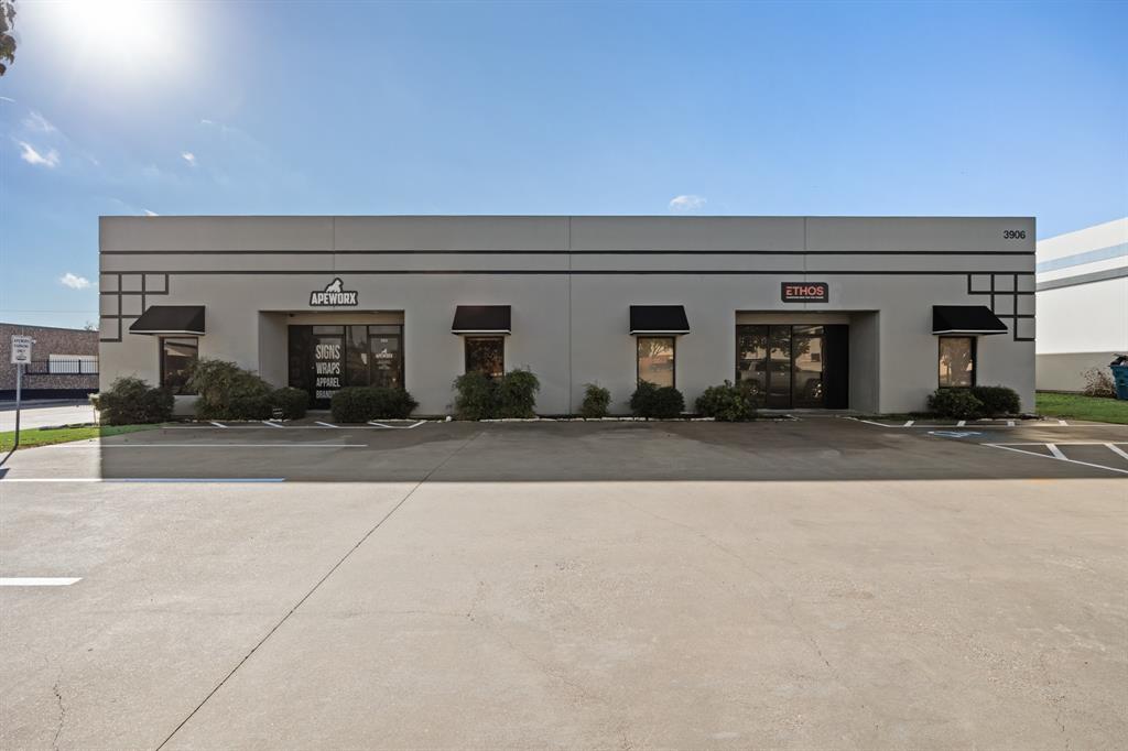 Rowlett Bus Park 02 - Commercial Sale