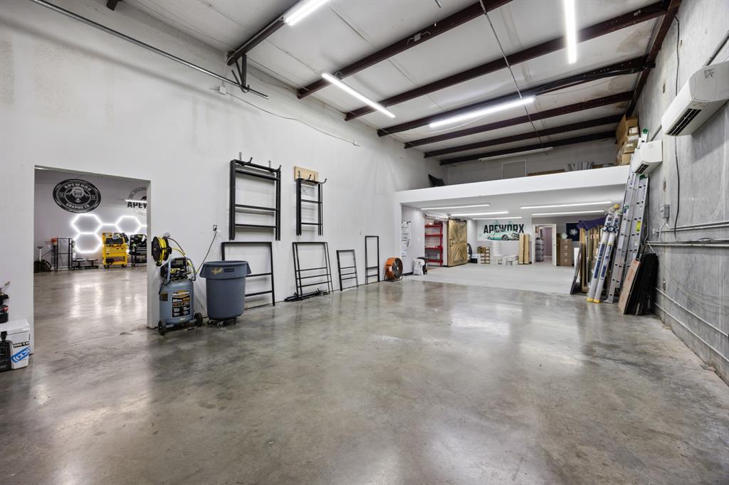 Rowlett Bus Park 02 - Commercial Sale