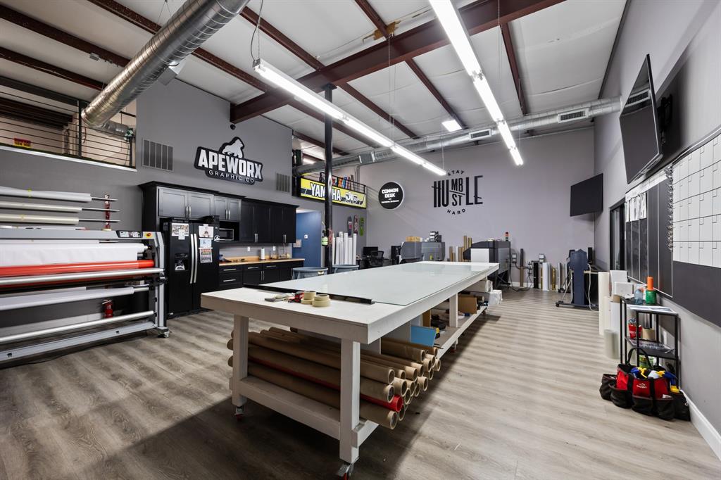 Rowlett Bus Park 02 - Commercial Sale