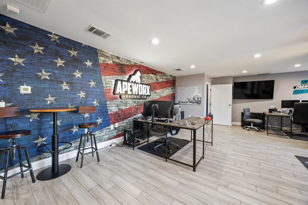 Rowlett Bus Park 02 - Commercial Sale