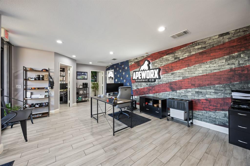 Rowlett Bus Park 02 - Commercial Sale