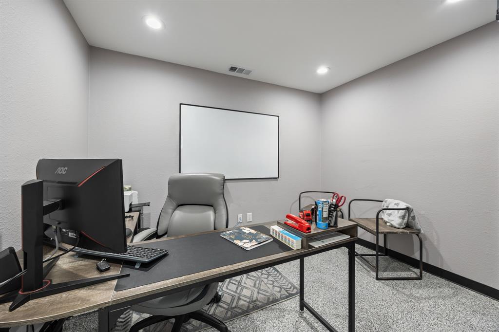 Rowlett Bus Park 02 - Commercial Sale