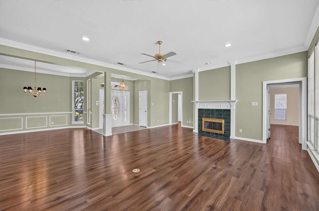 1501 New Haven Drive