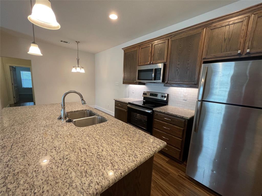 Broadmoor Add - Residential Lease