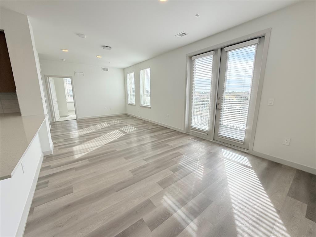 3900 pga Parkway 2202