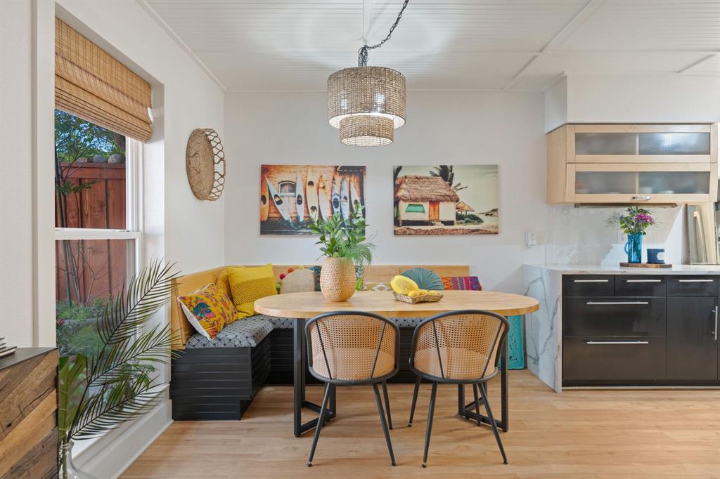 White Rock West Condo - Residential