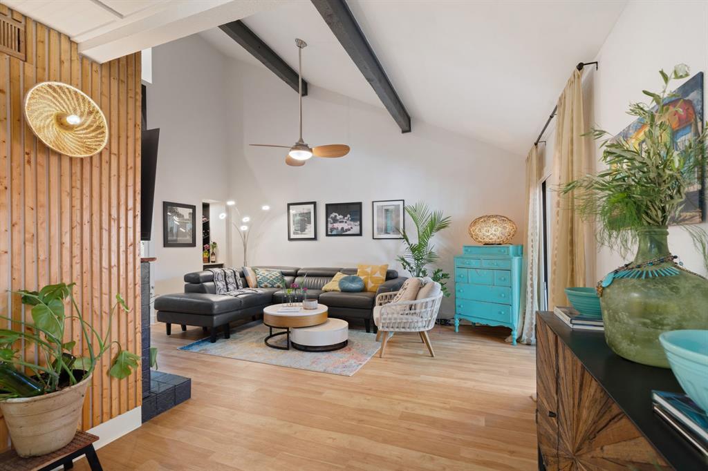 White Rock West Condo - Residential