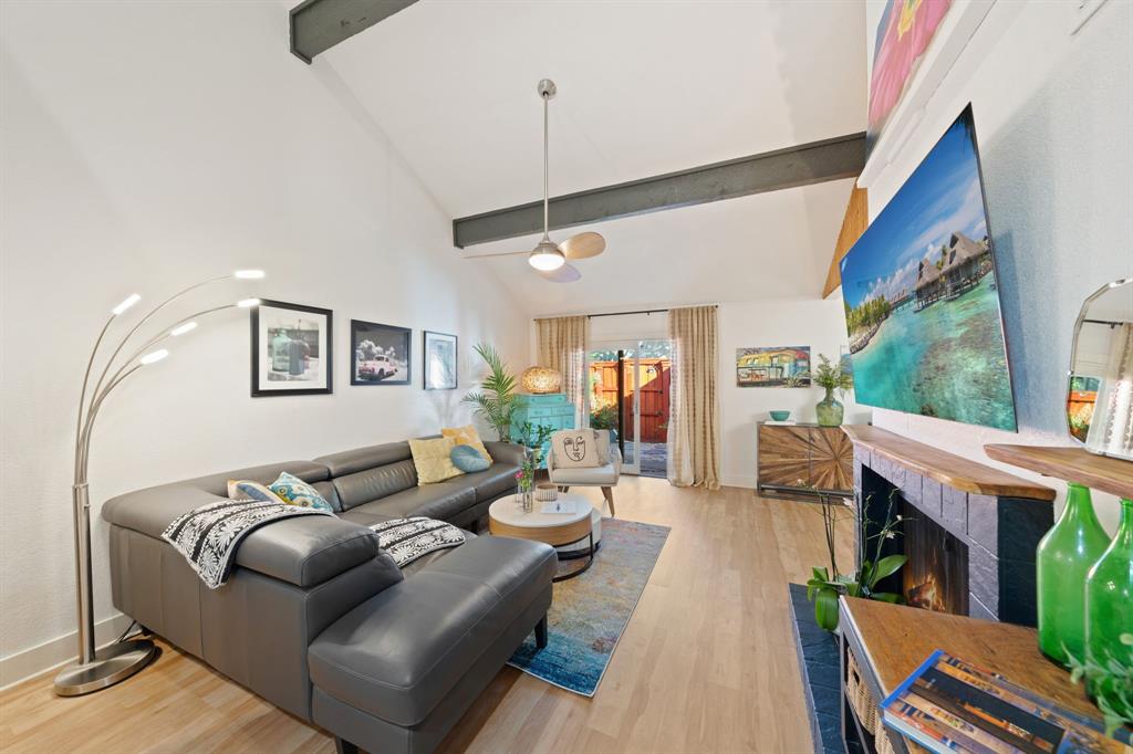 White Rock West Condo - Residential