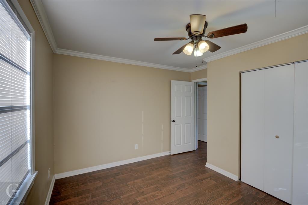 SHADY GROVE - Residential Lease