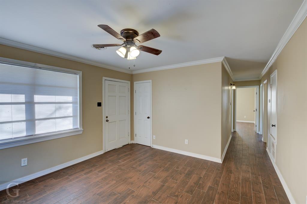 SHADY GROVE - Residential Lease