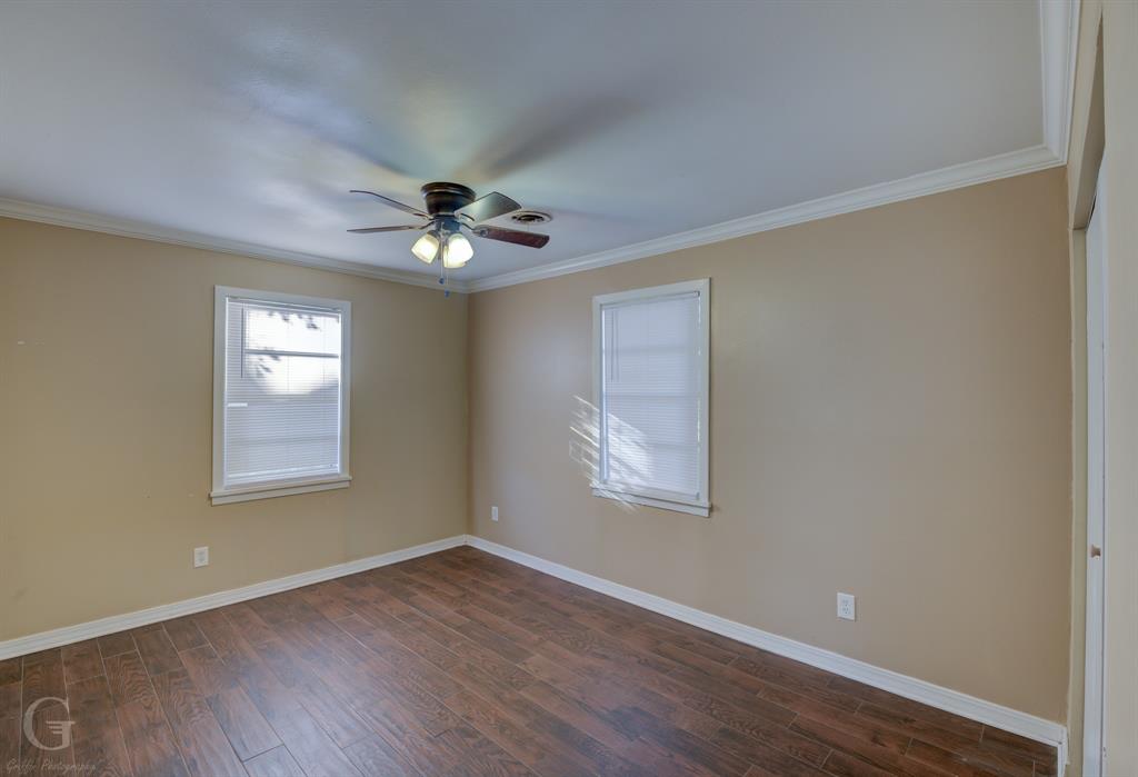 SHADY GROVE - Residential Lease