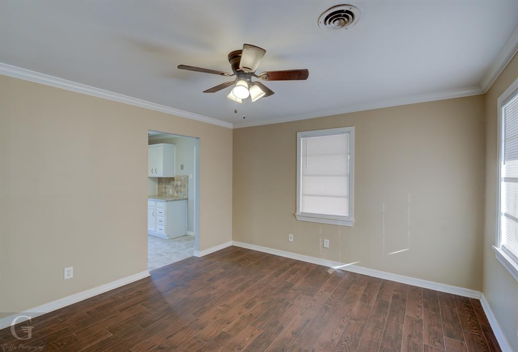 SHADY GROVE - Residential Lease