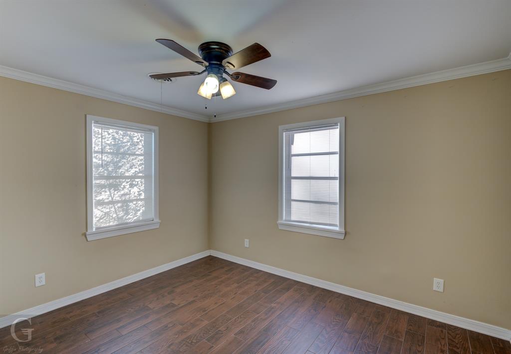 SHADY GROVE - Residential Lease