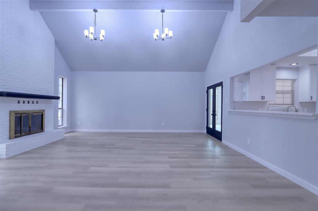 1513 Raintree Court