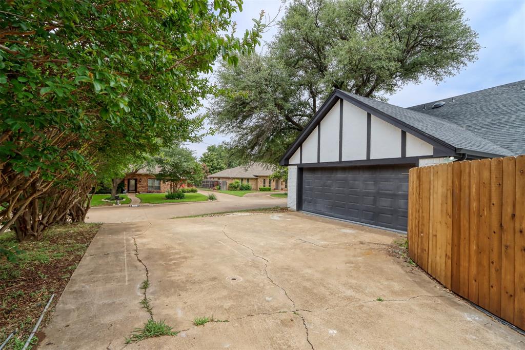1513 Raintree Court