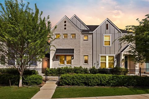 Photo of 7608 Resting Mews, North Richland Hills, TX 76182 (MLS # 21222538)