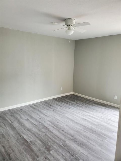 Photo of 6756 Trail Lake Drive #B, Fort Worth, TX 76133 (MLS # 21243905)